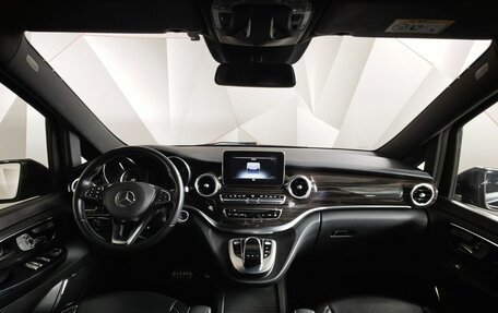 Mercedes-Benz V-Класс, 2017 год, 4 920 000 рублей, 11 фотография