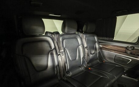 Mercedes-Benz V-Класс, 2017 год, 4 920 000 рублей, 18 фотография