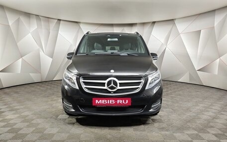 Mercedes-Benz V-Класс, 2017 год, 4 920 000 рублей, 19 фотография