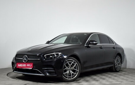 Mercedes-Benz E-Класс, 2020 год, 3 790 000 рублей, 2 фотография