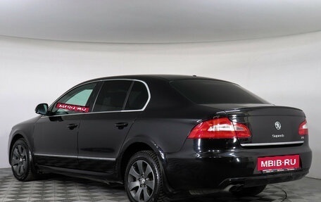 Skoda Superb III рестайлинг, 2013 год, 1 199 000 рублей, 7 фотография