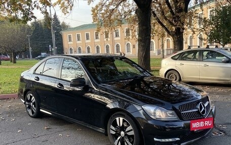 Mercedes-Benz C-Класс, 2013 год, 860 000 рублей, 3 фотография