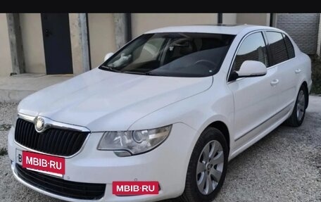 Skoda Superb III рестайлинг, 2012 год, 950 000 рублей, 5 фотография