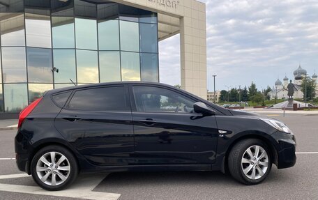 Hyundai Solaris II рестайлинг, 2012 год, 650 000 рублей, 4 фотография