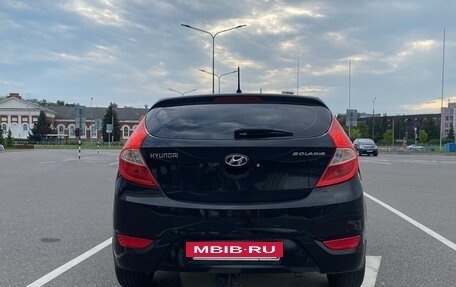 Hyundai Solaris II рестайлинг, 2012 год, 650 000 рублей, 3 фотография