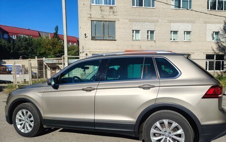 Volkswagen Tiguan II, 2018 год, 2 580 000 рублей, 8 фотография
