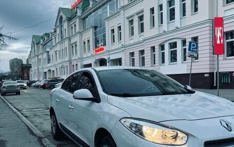 Renault Fluence I, 2012 год, 630 000 рублей, 1 фотография