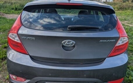 Hyundai Solaris II рестайлинг, 2013 год, 650 000 рублей, 2 фотография