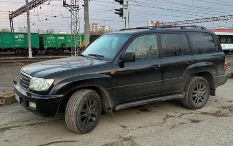 Toyota Land Cruiser 100 рестайлинг 2, 2004 год, 1 450 000 рублей, 7 фотография