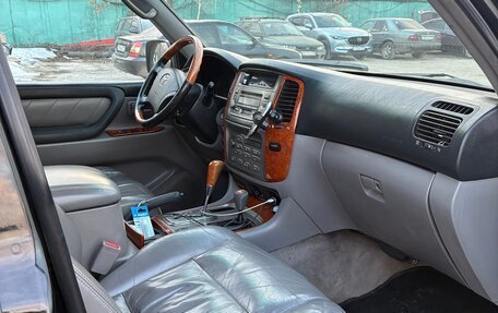 Toyota Land Cruiser 100 рестайлинг 2, 2004 год, 1 450 000 рублей, 14 фотография
