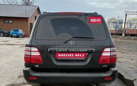 Toyota Land Cruiser 100 рестайлинг 2, 2004 год, 1 450 000 рублей, 3 фотография