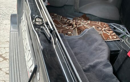 Toyota Land Cruiser 100 рестайлинг 2, 2004 год, 1 450 000 рублей, 19 фотография