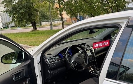 Toyota Camry, 2016 год, 2 150 000 рублей, 11 фотография