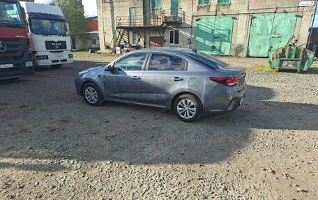 KIA Rio IV, 2018 год, 829 000 рублей, 2 фотография