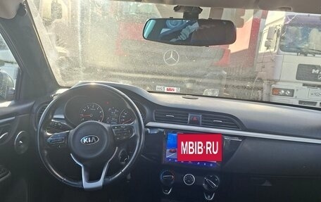 KIA Rio IV, 2018 год, 829 000 рублей, 6 фотография