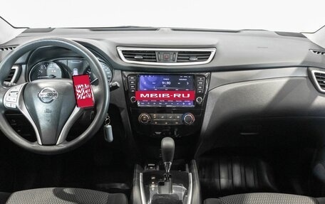 Nissan Qashqai, 2016 год, 1 696 000 рублей, 6 фотография