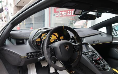 Lamborghini Aventador I рестайлинг, 2016 год, 49 500 000 рублей, 8 фотография
