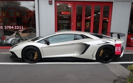 Lamborghini Aventador I рестайлинг, 2016 год, 49 500 000 рублей, 11 фотография