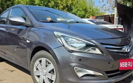Hyundai Solaris II рестайлинг, 2016 год, 800 000 рублей, 4 фотография