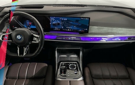 BMW 7 серия, 2023 год, 14 500 000 рублей, 12 фотография
