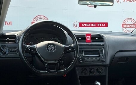 Volkswagen Polo VI (EU Market), 2015 год, 939 000 рублей, 18 фотография