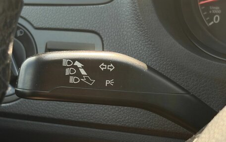 Volkswagen Polo VI (EU Market), 2015 год, 939 000 рублей, 26 фотография