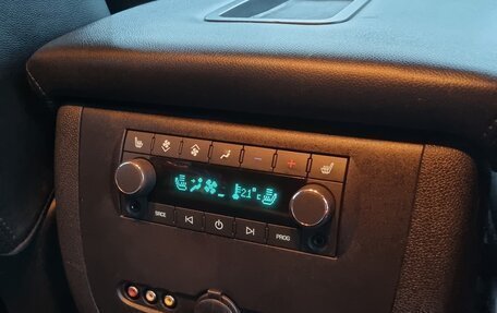 Chevrolet Tahoe III, 2013 год, 3 200 000 рублей, 14 фотография