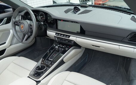 Porsche 911, 2021 год, 17 700 000 рублей, 16 фотография