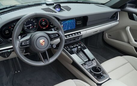Porsche 911, 2021 год, 17 700 000 рублей, 15 фотография