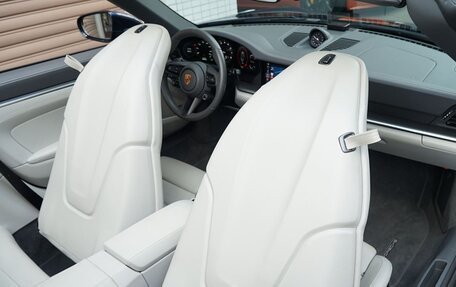 Porsche 911, 2021 год, 17 700 000 рублей, 29 фотография