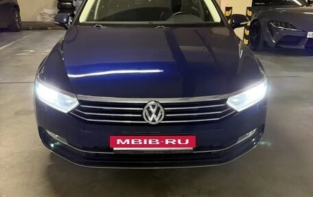 Volkswagen Passat B8 рестайлинг, 2017 год, 2 080 000 рублей, 7 фотография