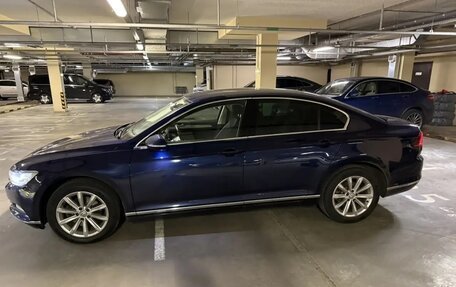 Volkswagen Passat B8 рестайлинг, 2017 год, 2 080 000 рублей, 9 фотография