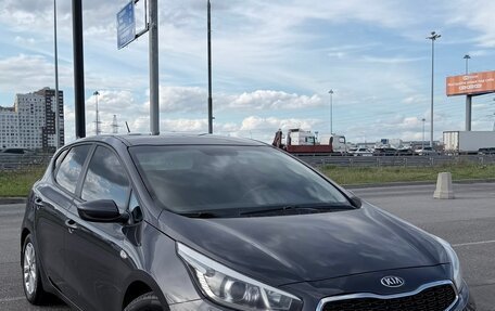 KIA cee'd III, 2016 год, 1 430 000 рублей, 2 фотография