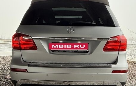 Mercedes-Benz GL-Класс, 2013 год, 3 000 000 рублей, 3 фотография