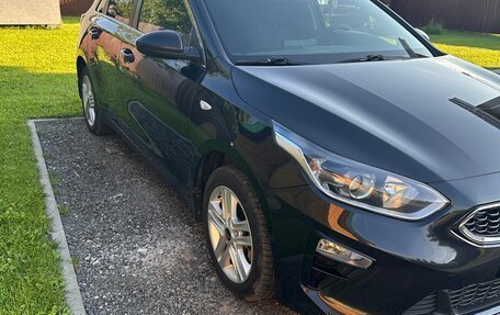 KIA cee'd III, 2019 год, 1 750 000 рублей, 2 фотография