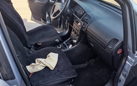 Opel Zafira A рестайлинг, 2002 год, 330 000 рублей, 8 фотография