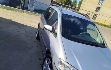 Opel Zafira A рестайлинг, 2002 год, 330 000 рублей, 6 фотография