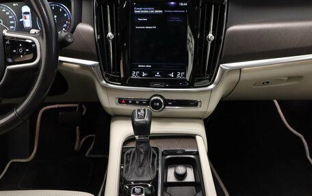 Volvo V90 Cross Country I рестайлинг, 2017 год, 3 349 000 рублей, 10 фотография