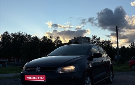 Volkswagen Polo VI (EU Market), 2011 год, 340 000 рублей, 2 фотография