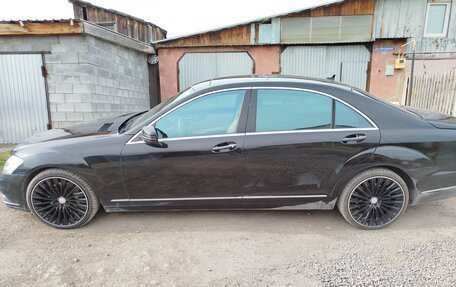 Mercedes-Benz S-Класс, 2010 год, 1 800 000 рублей, 3 фотография