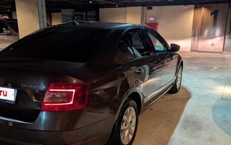 Skoda Octavia, 2018 год, 1 900 000 рублей, 10 фотография