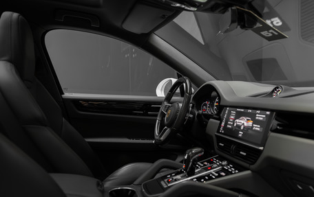 Porsche Cayenne III, 2020 год, 8 000 000 рублей, 28 фотография