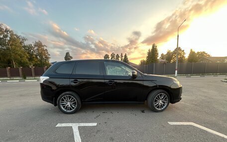 Mitsubishi Outlander III рестайлинг 3, 2012 год, 1 200 000 рублей, 6 фотография