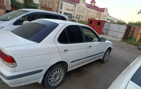 Nissan Sunny B15, 1999 год, 260 000 рублей, 2 фотография