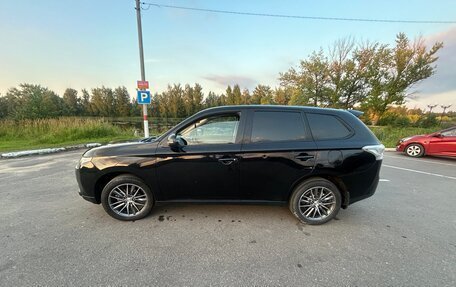 Mitsubishi Outlander III рестайлинг 3, 2012 год, 1 200 000 рублей, 5 фотография