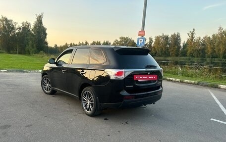 Mitsubishi Outlander III рестайлинг 3, 2012 год, 1 200 000 рублей, 4 фотография