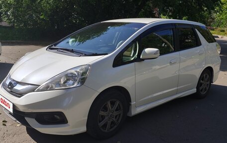 Honda Fit Shuttle I рестайлинг, 2013 год, 1 020 000 рублей, 6 фотография