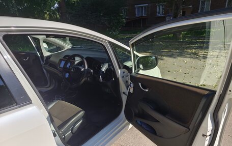 Honda Fit Shuttle I рестайлинг, 2013 год, 1 020 000 рублей, 13 фотография