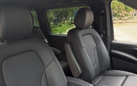 Mercedes-Benz V-Класс, 2026 год, 14 900 000 рублей, 28 фотография