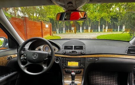 Mercedes-Benz E-Класс, 2008 год, 1 600 000 рублей, 15 фотография